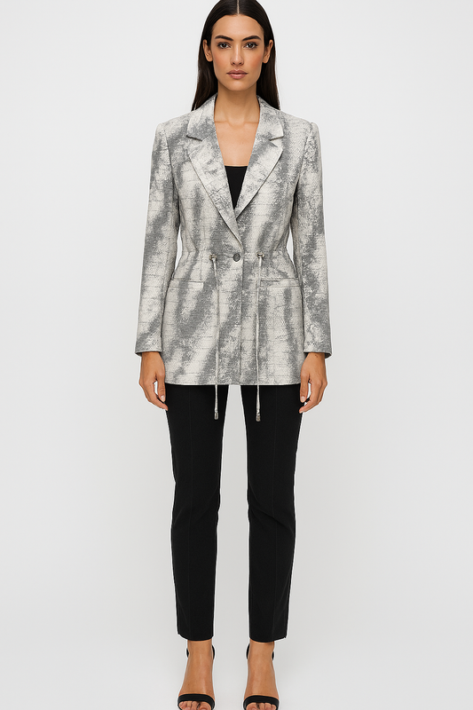 Pants suit