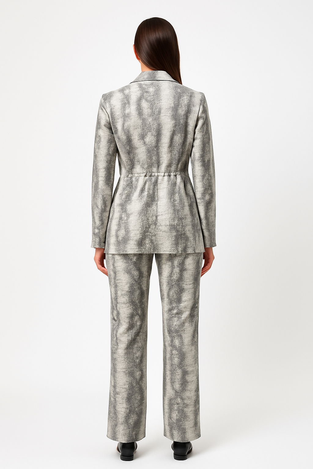 Pants suit