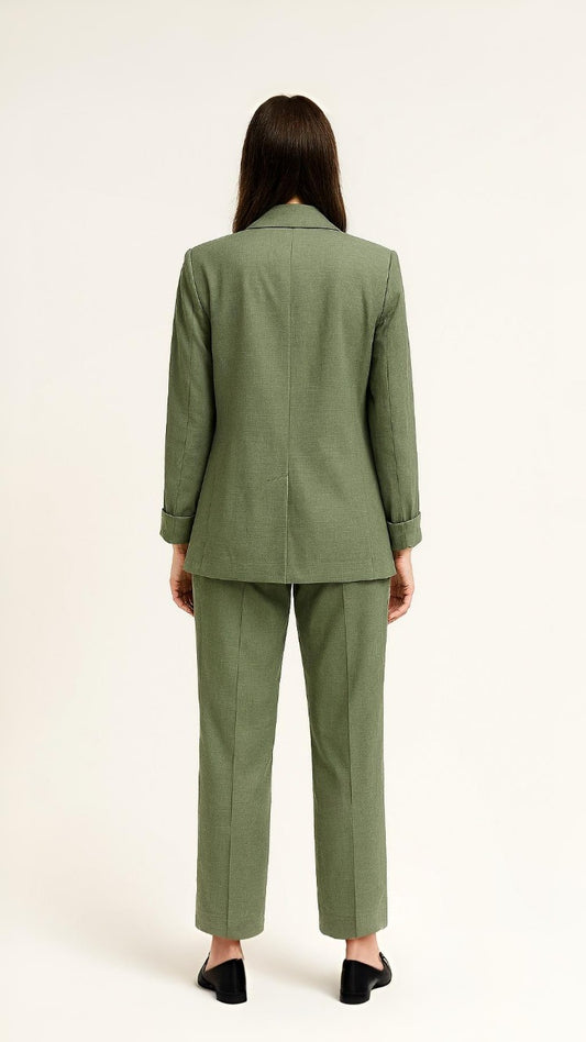 Pants suit